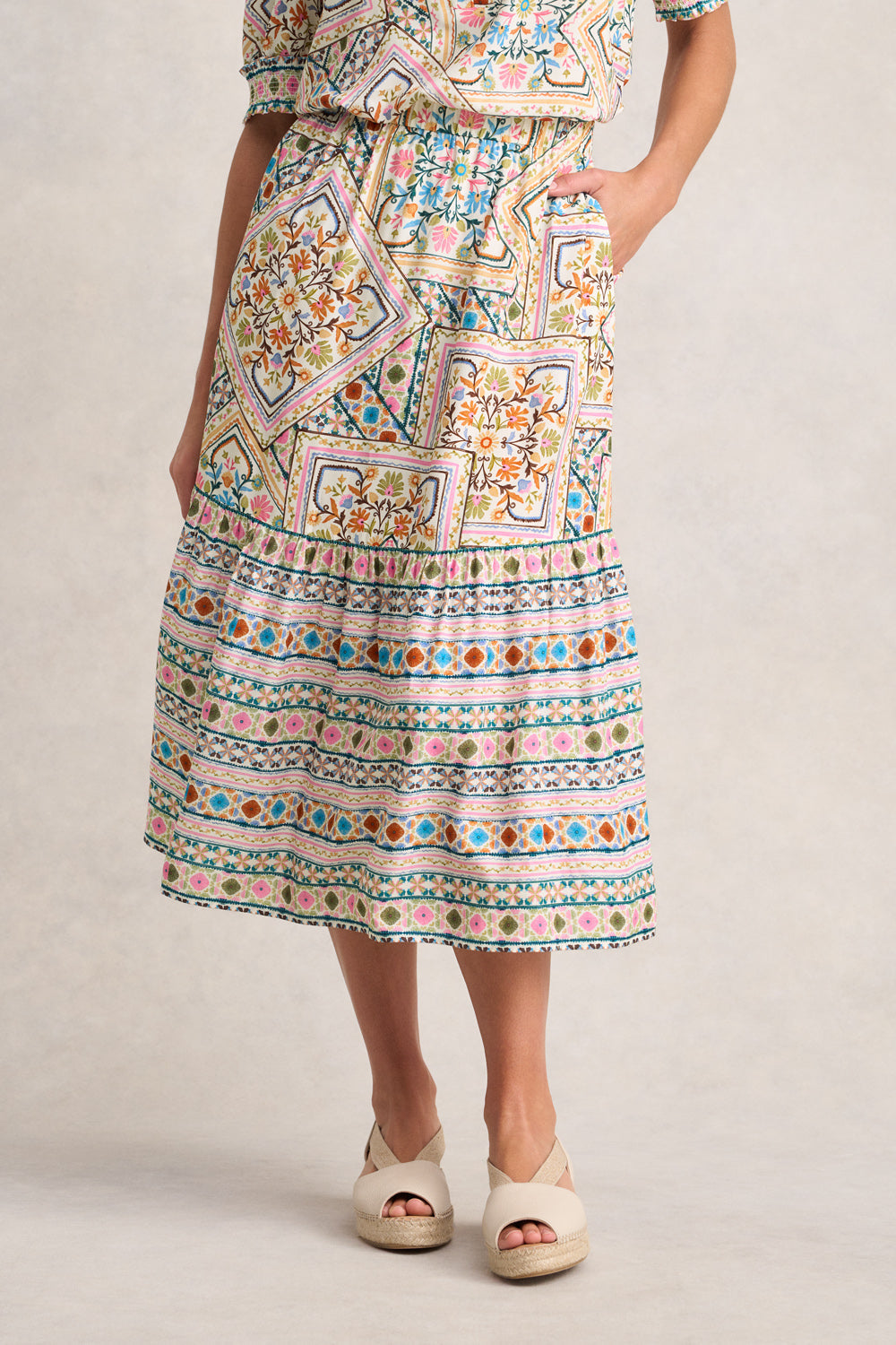 Tier Skirt - Tile Print