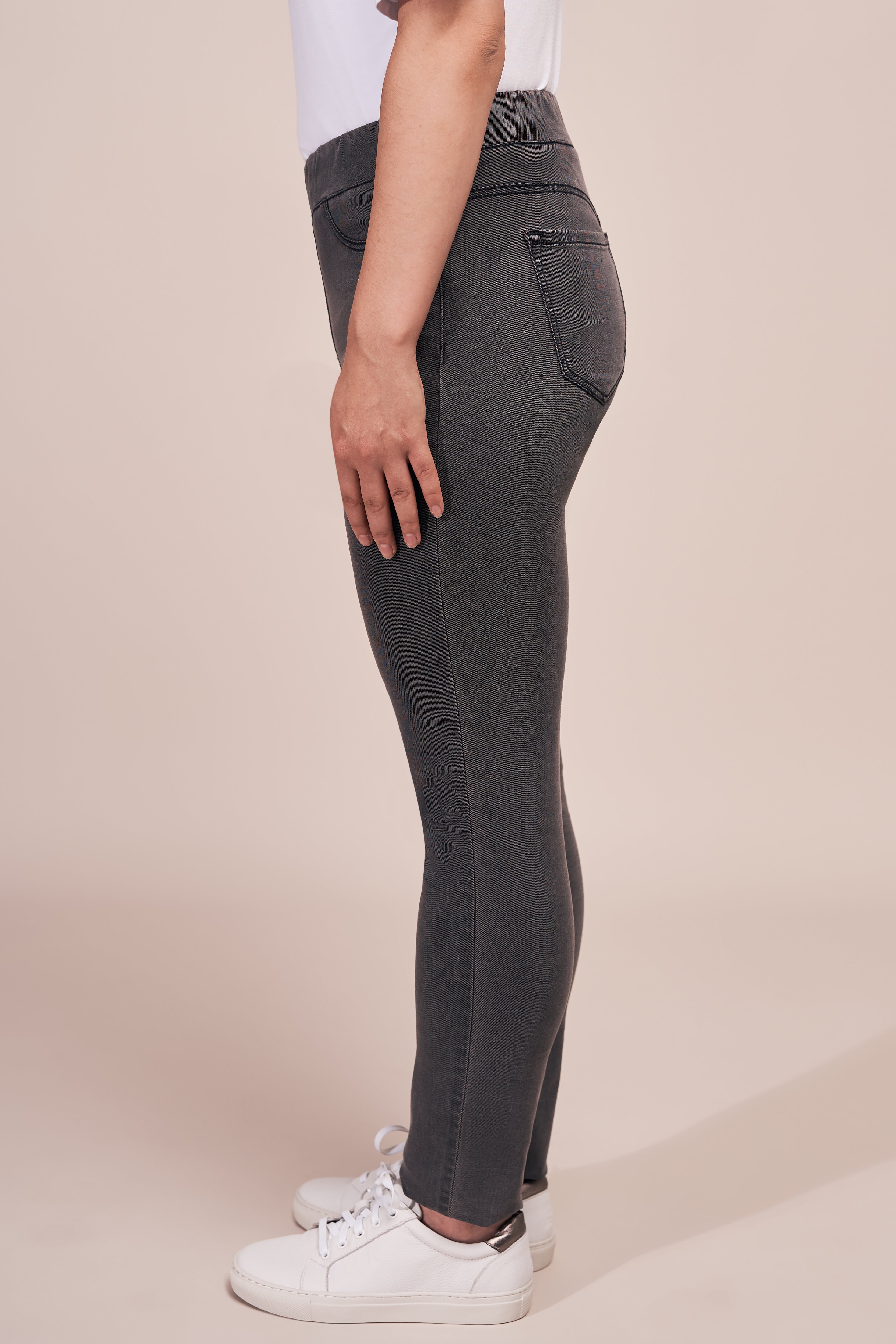 Skinny Leg - Grey Denim