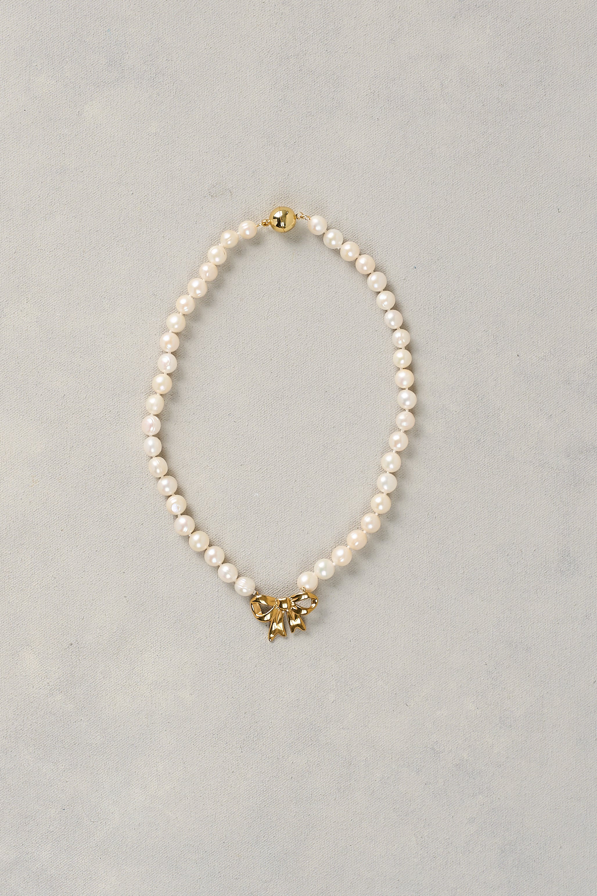 Pearl Bow Necklace - Cream