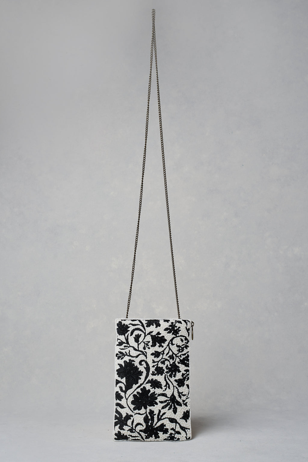 Monochrome Beaded Mini Clutch - Black