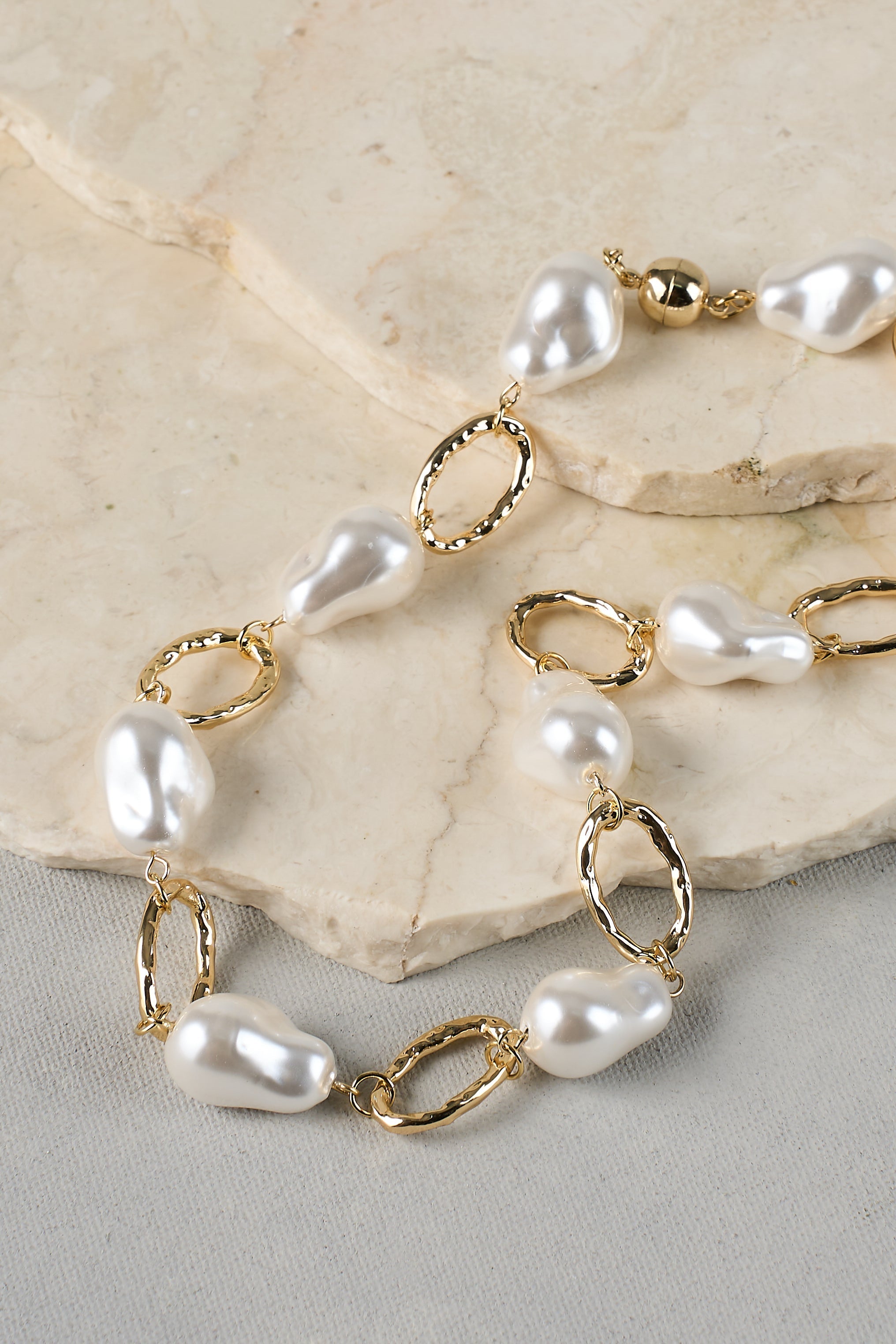 Baroque Pearl Necklace – Cream