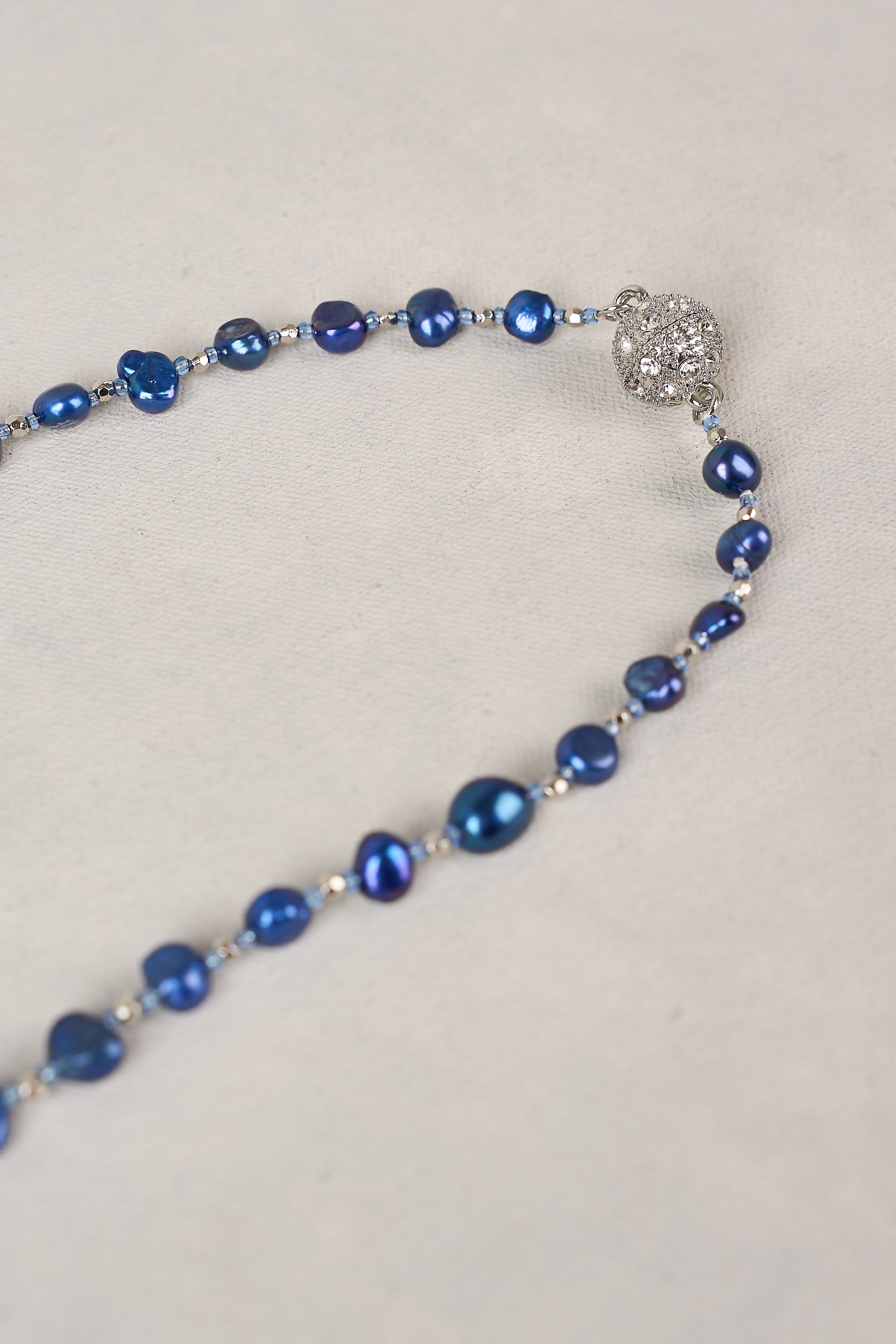Belle Pearl Necklace - Dark Blue