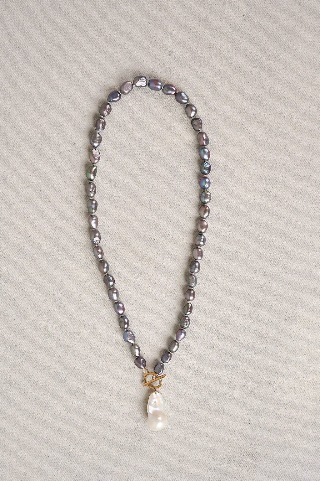 Metallic Noir Pearl Necklace - Multicolour