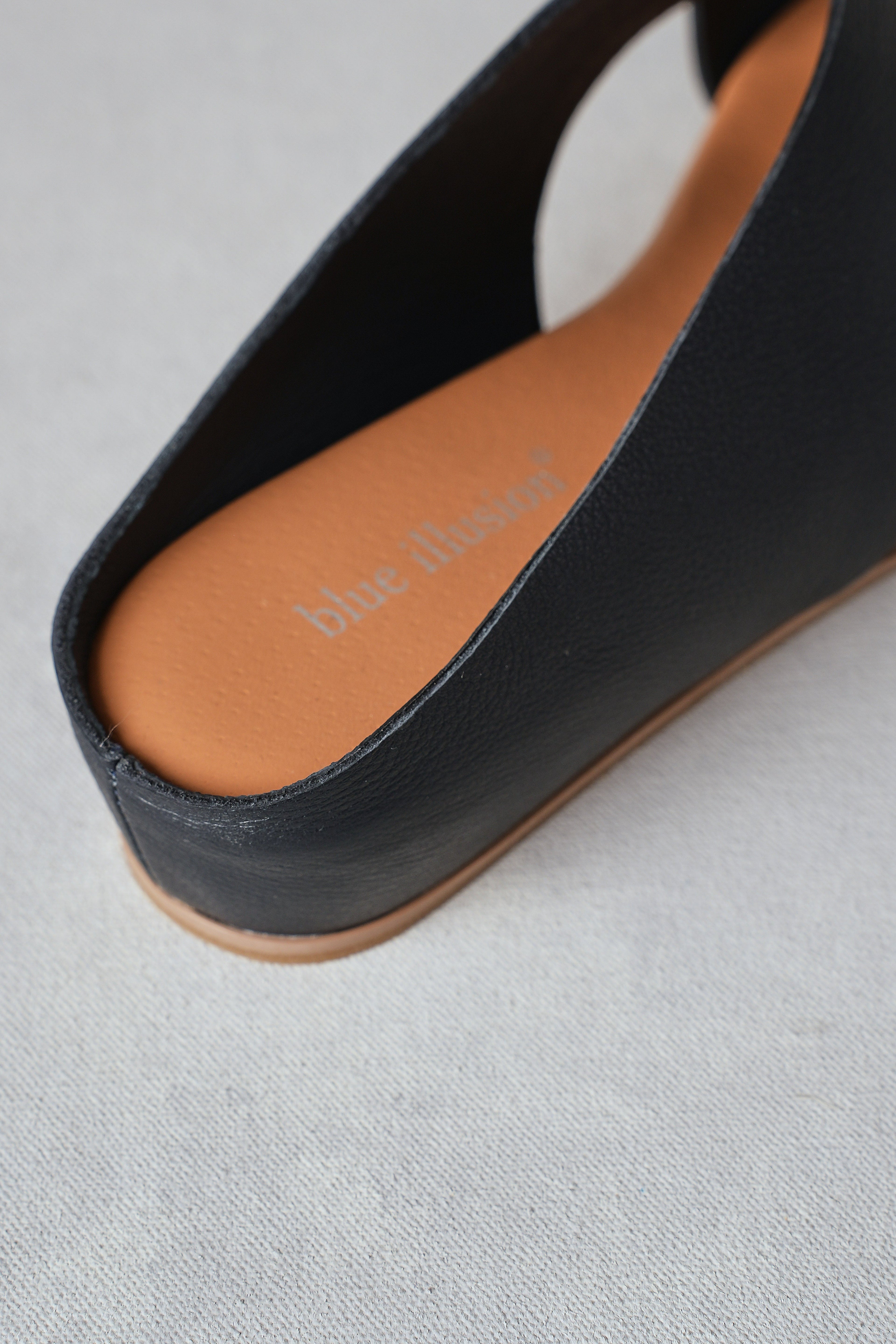 Maya Sandal - Navy